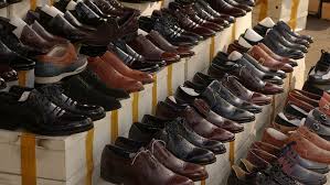 Assorted Shelf-Pull Athletic Shoe Lots - Via Trading